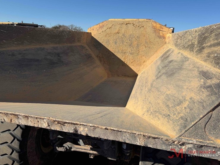 2019-komatsu-hm400-5-image-26