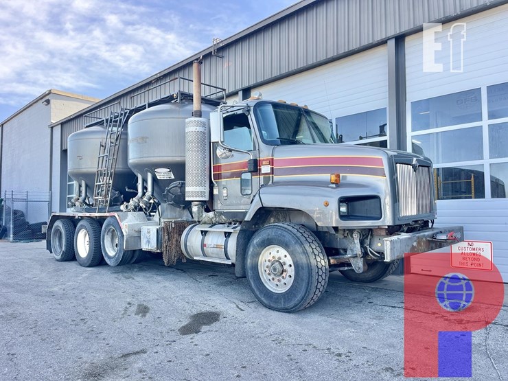 2009-international-paystar-5600-image-1