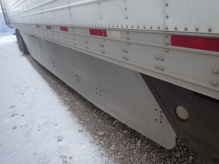 2012-utility-3000r-image-6