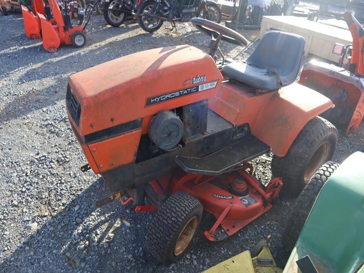 ariens-5-16-riding-mower-w/-deck-non-running-image-4