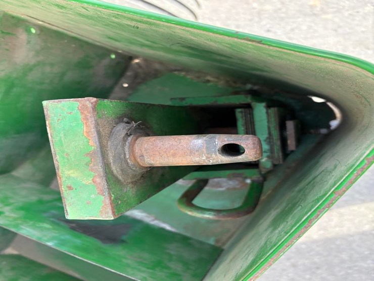 john-deere-348-image-8