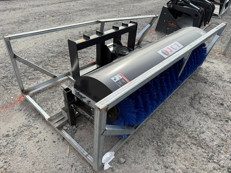 #2092-•-unused-jct-skid-steer-sweeperinv#-36035-image-4