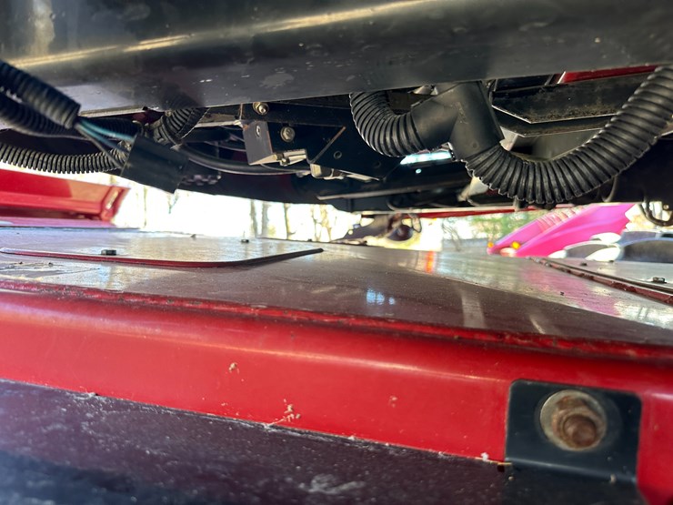 #35797-•-2011-case-7120-combine-image-56