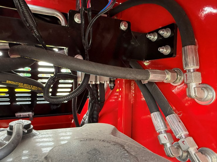 #95-•-unused-sdlool-sl380-stand-on-tracked-loader-360tj251161-inv#-36228-image-24