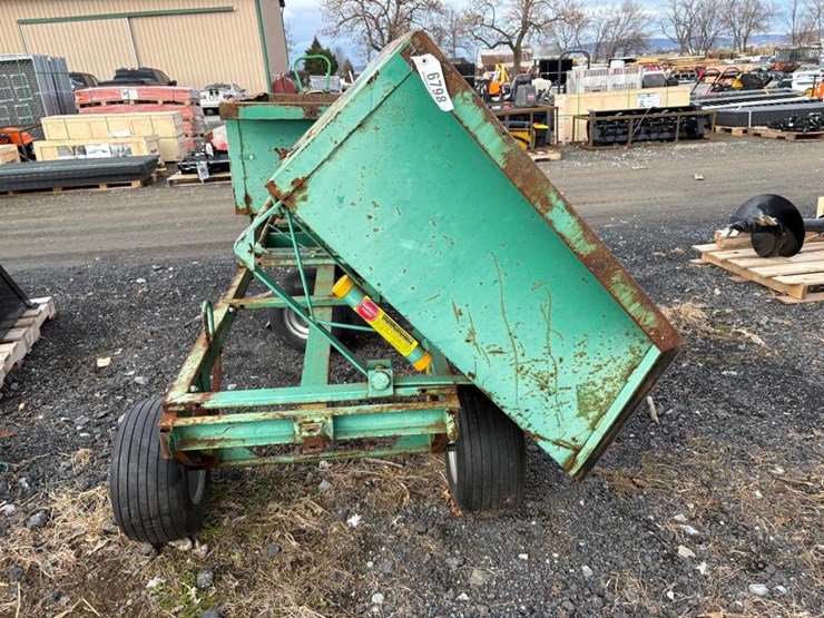 feed-cart-w/-double-hoppers-image-3