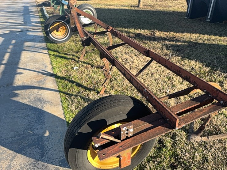 pittsburgh-4-row-cultivator-with-gauge-wheels-image-19