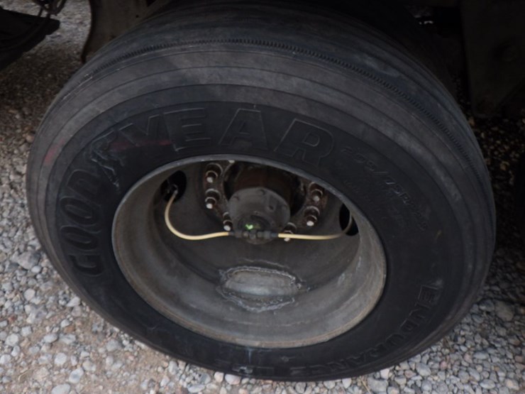 2018-hyundai-translead-image-16