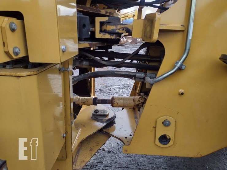 2006-caterpillar-930g-image-26