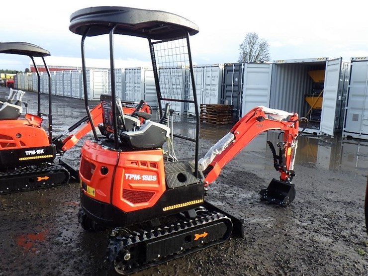 2025-tpm-18bs-hydraulic-excavator-image-3