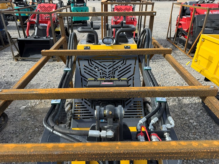 #86-•-unused-sdlanch-sdl60-stand-on-skid-steer-loader-a2510206378-inv#-35039-image-10