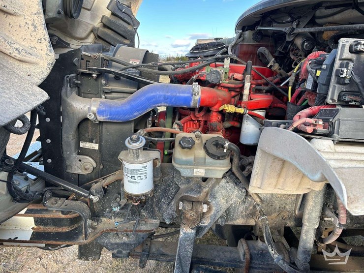 2013-freightliner-m2-106-altec-ta45m-44ft.-insulated-bucket-truck-image-9