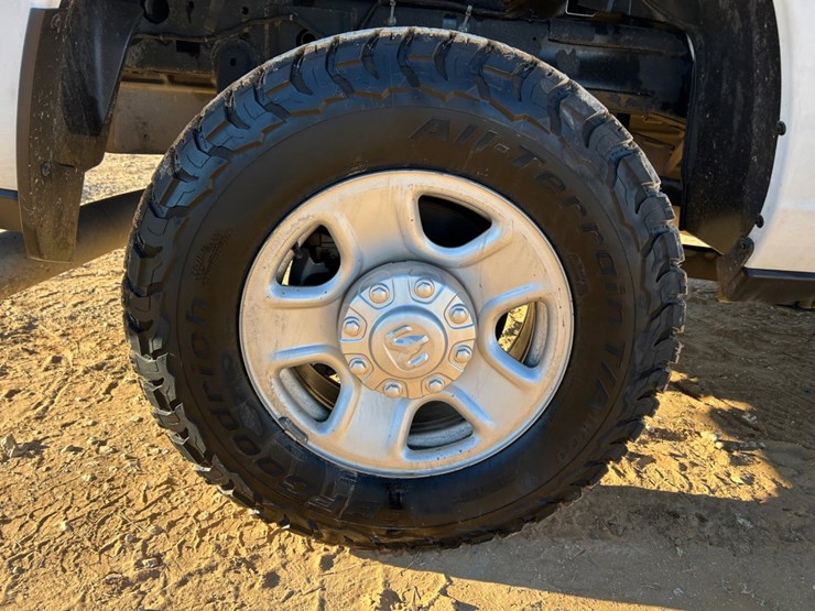 2022-dodge-2500-image-13