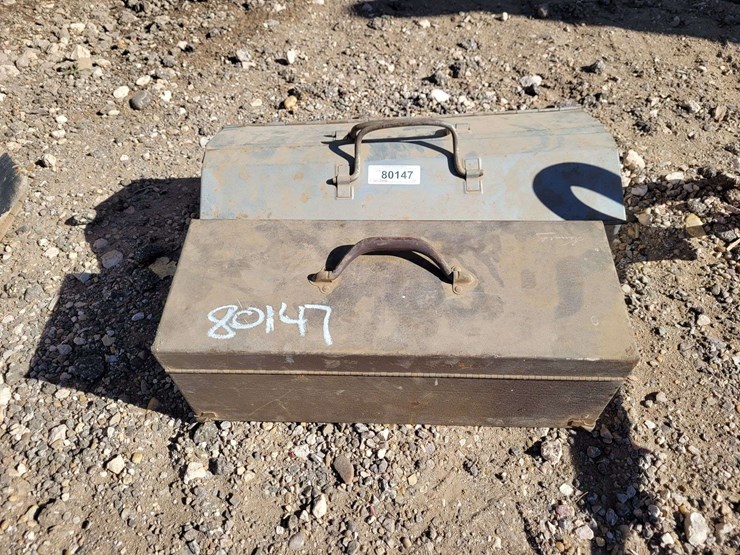 (2)-metal-toolboxes-image-1