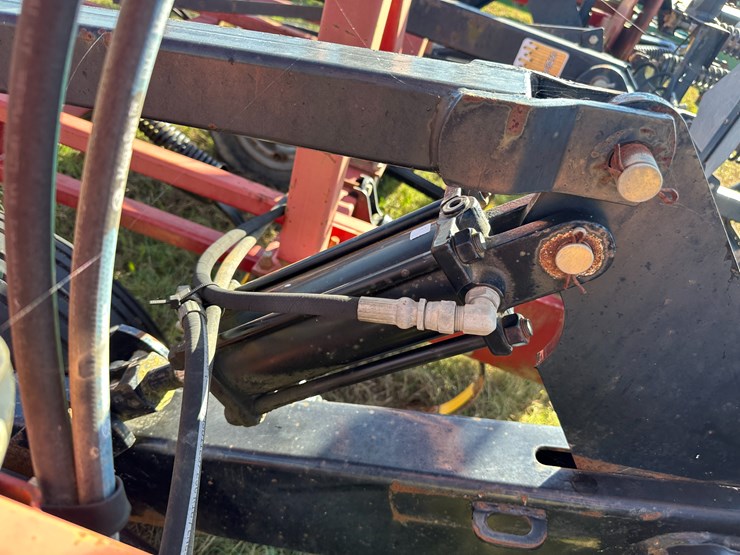 case-ih-200-image-33