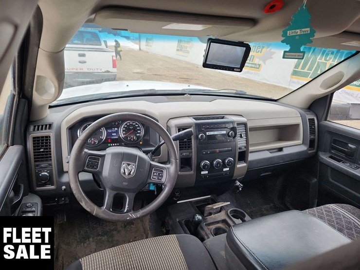 2012-ram-5500-4x4-s/a-service-truck-image-20