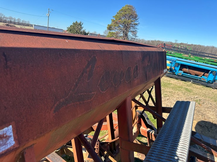 #35253-•-levee-hog-levee-squeeze-w/seeder-and-wheel-type-levee-packer-image-50