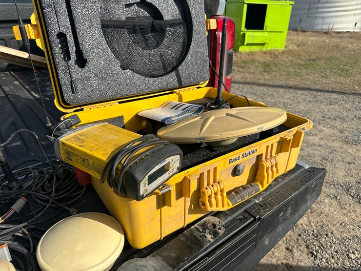 #36280-•-trimble-gps-system-image-3