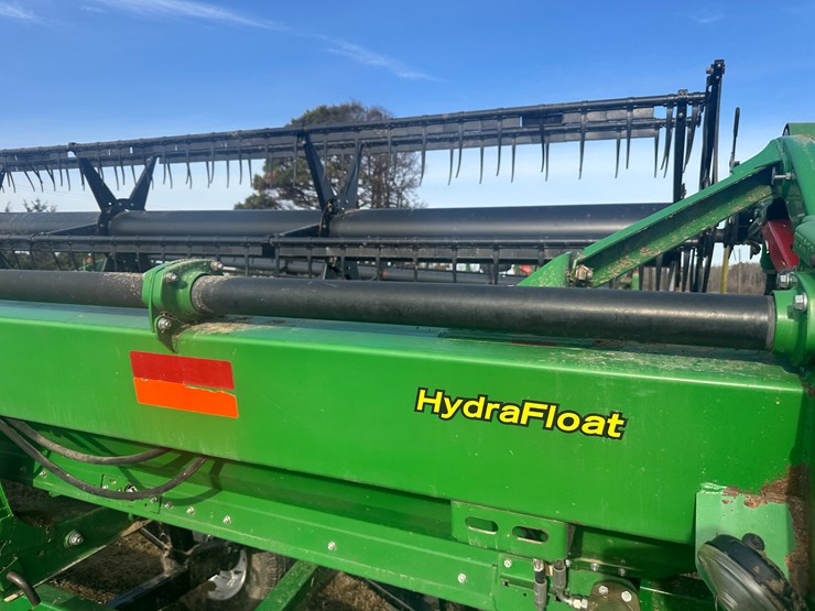 2015-john-deere-630d-image-6