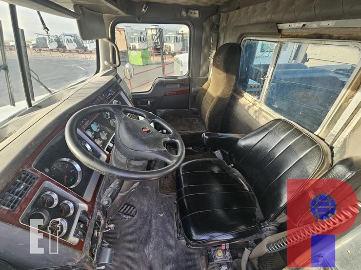 2007-kenworth-t800-image-13