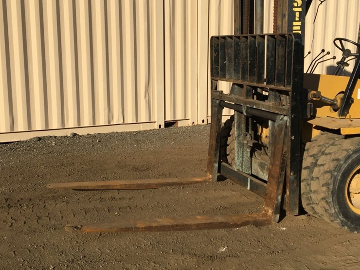 hyster-155-construction-forklift,-image-10