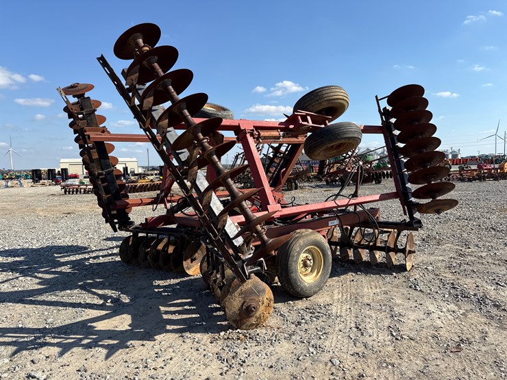 international-496-image-3