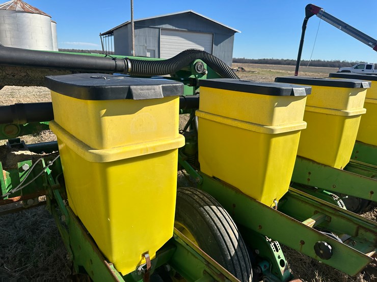 35257-john-deere-12-image-22