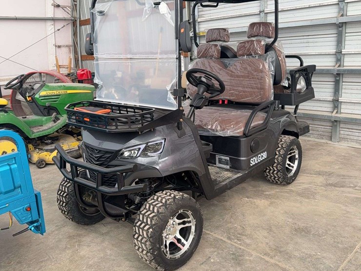 electric-40-volt-golf-cart-4-seater-image-1