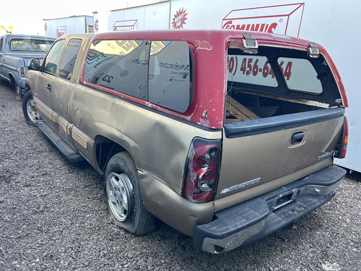 2001-chevrolet-silverado-1500-image-6