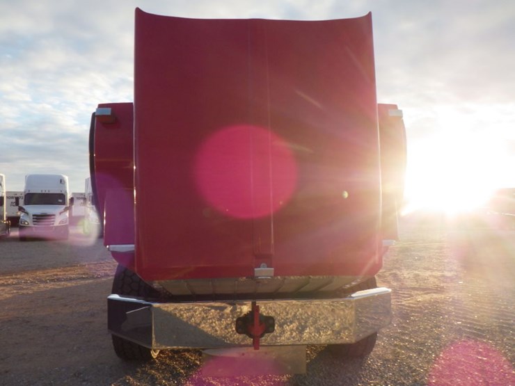 2014-kenworth-t800-image-28