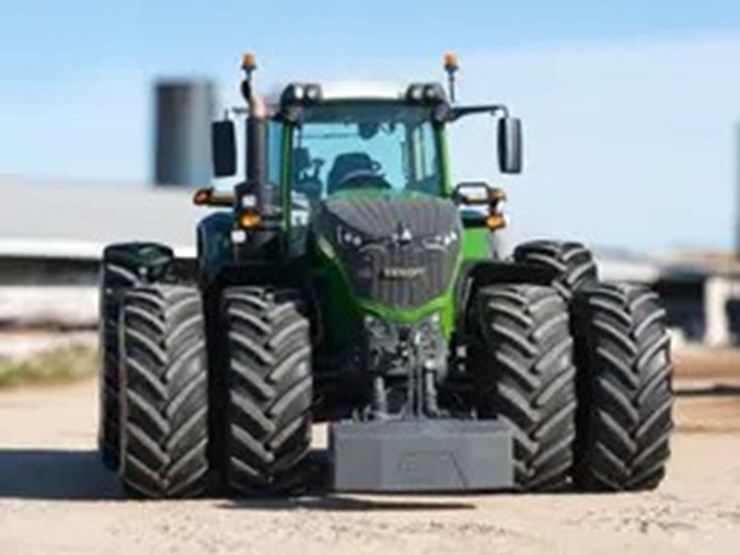 2021-fendt-1042-vario-image-2