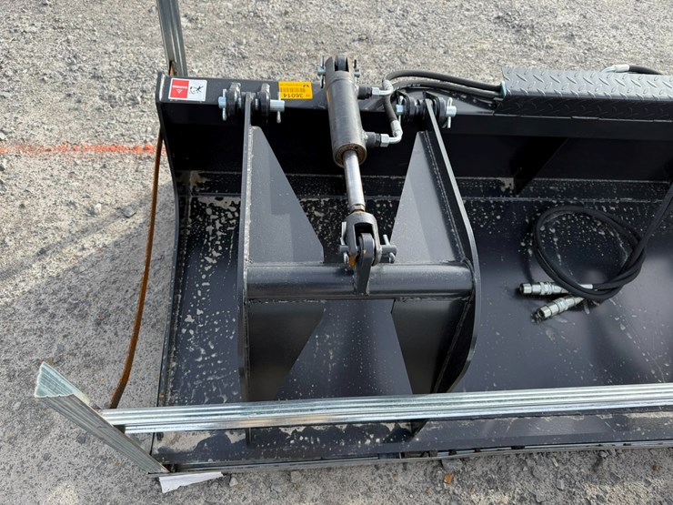 #2083-•-unused-jct-80"-skid-steer-grapple-bucketinv#-36014-image-5