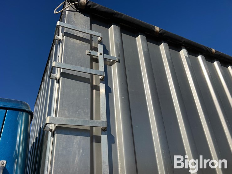 1983-international-f1954-tri/a-grain-truck-image-14