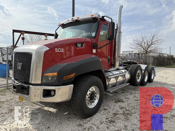 2012-caterpillar-ct660s-image-1