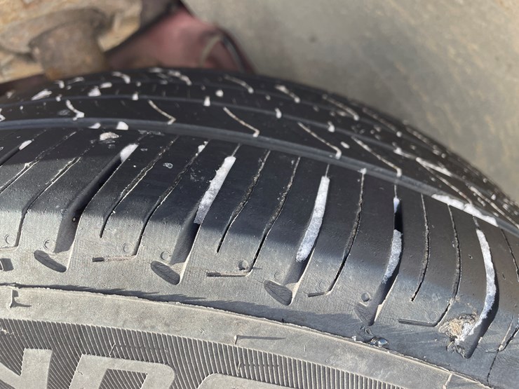 2014-ford-escape-titanium-image-18