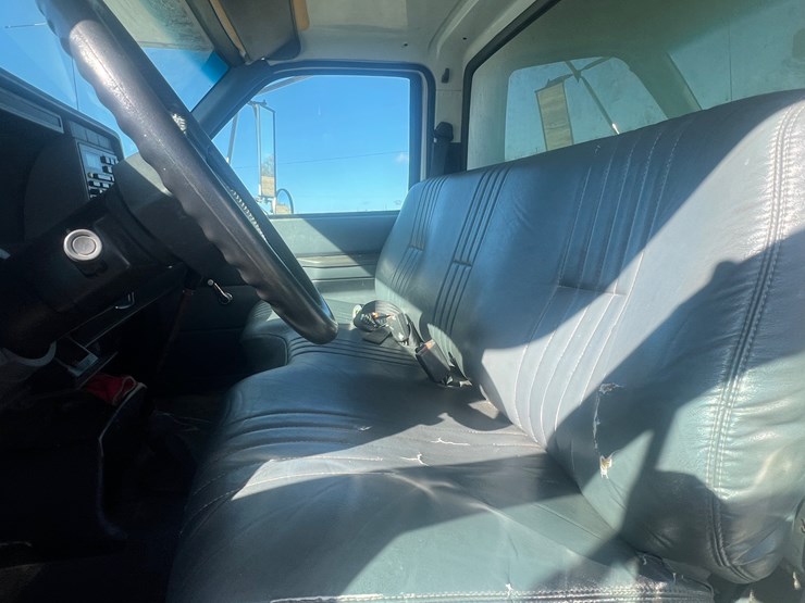 1998-caterpillar-3116-image-26