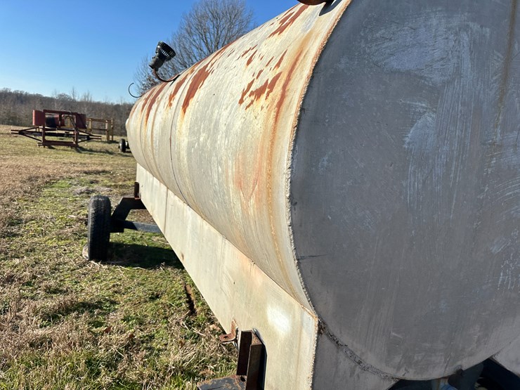 #35822-•-~1,000-gallon-fuel-wagon-image-26
