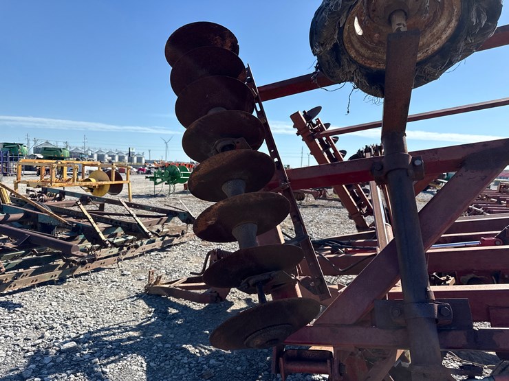 #384-•-international-~25’-disk-inv#29194-image-7