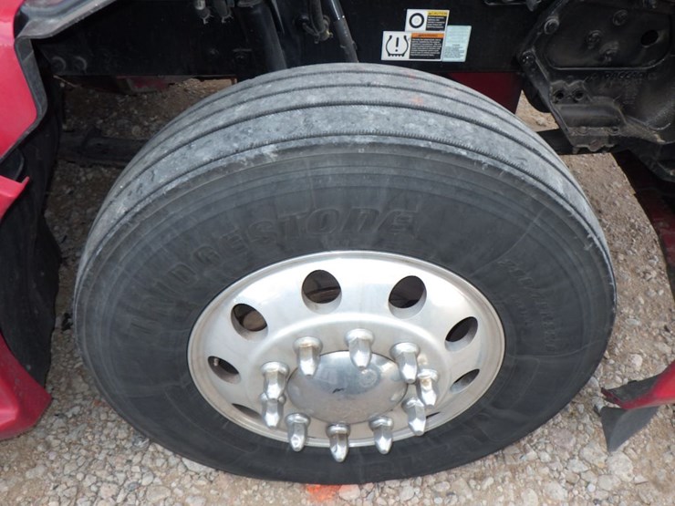 2020-kenworth-t680-image-29