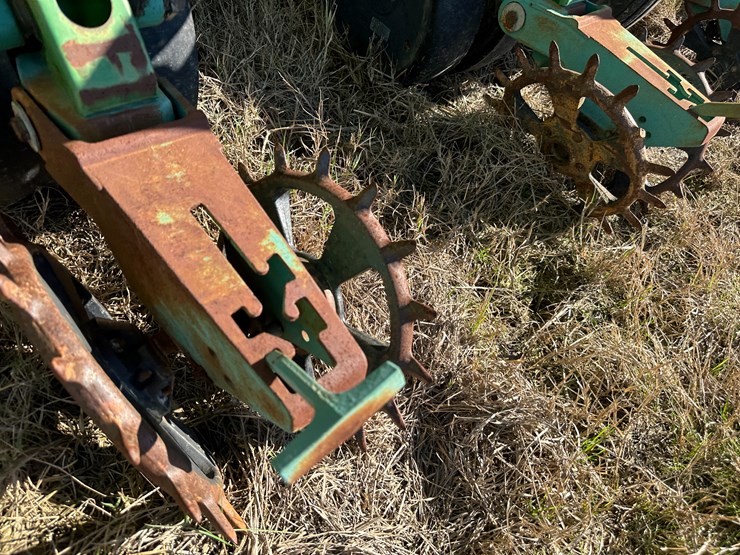 35257-john-deere-12-image-24