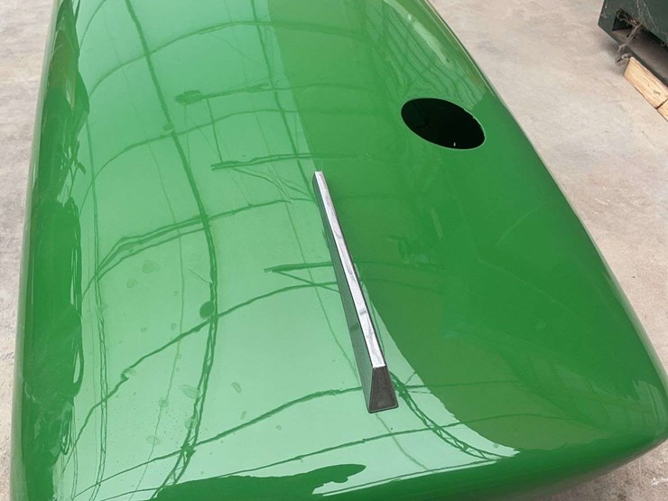 john-deere-3010-image-2