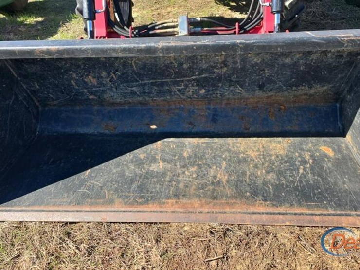 case-ih-farmall-70a-image-2