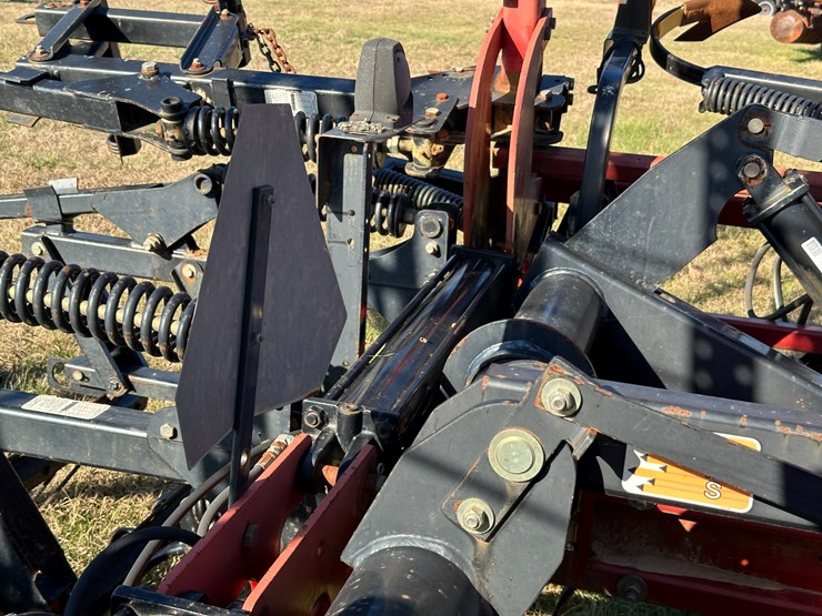 case-ih-200-image-56