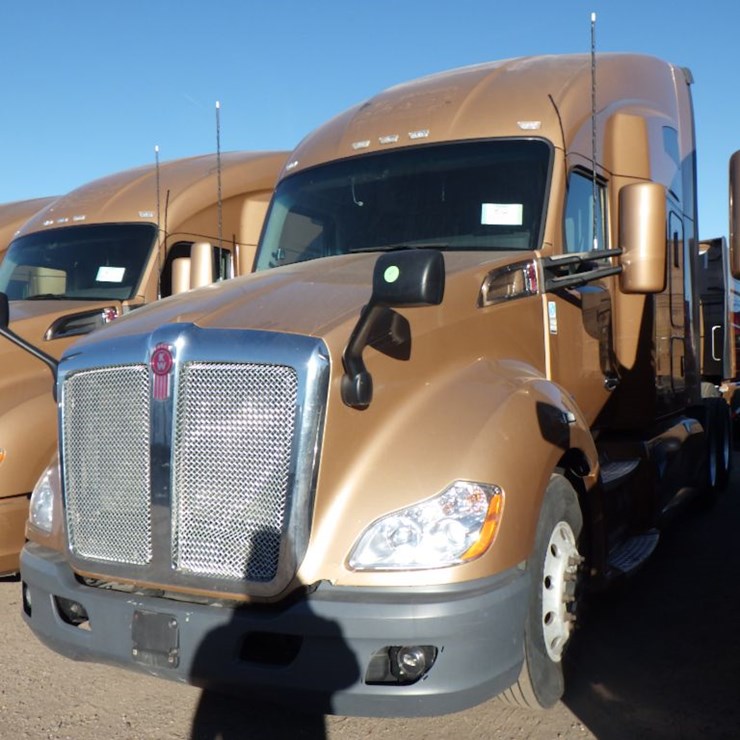 2022 KENWORTH T680