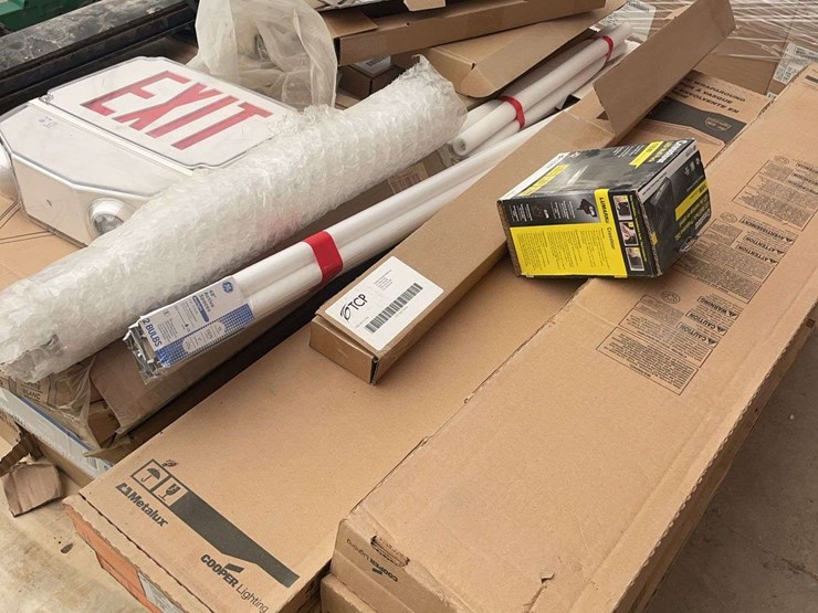 led-lights,-tube-lights,-flat-pannel-lights-image-2