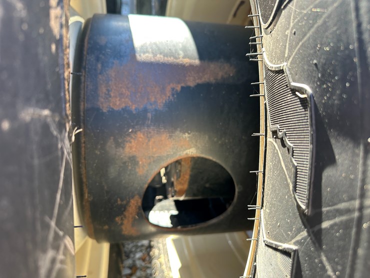 2014-new-holland-t8.330-image-20