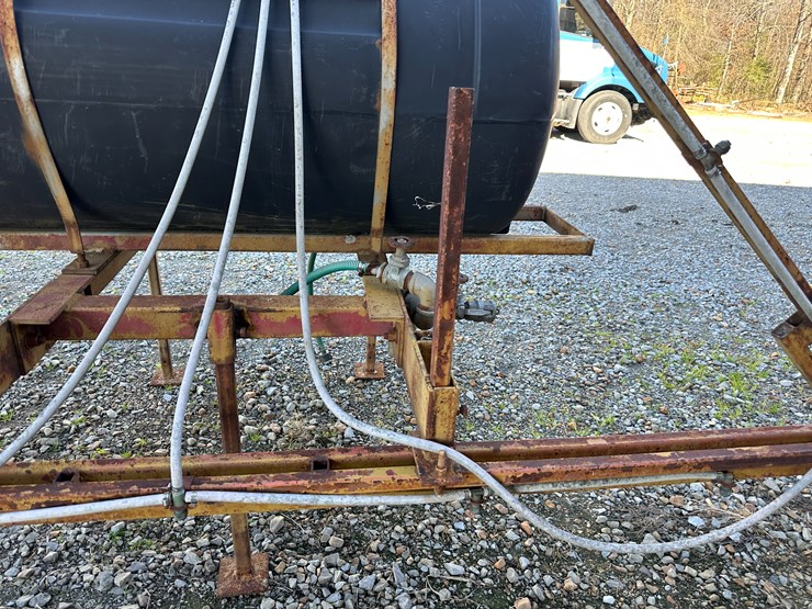 #35802-•-200-gallon-22'-3pt-sprayer-image-20