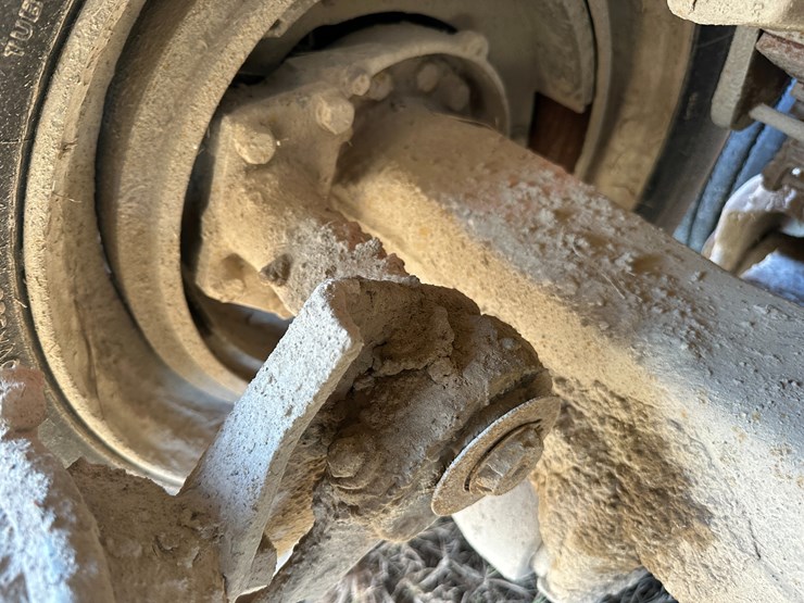 1974-ford-9000-image-17