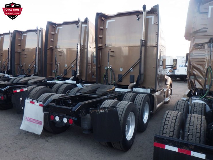 2022-kenworth-t680-image-8