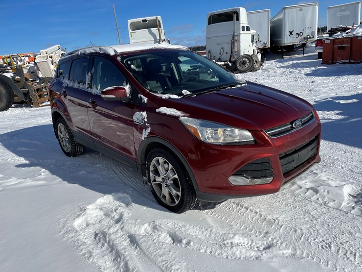 2014-ford-escape-titanium-image-3