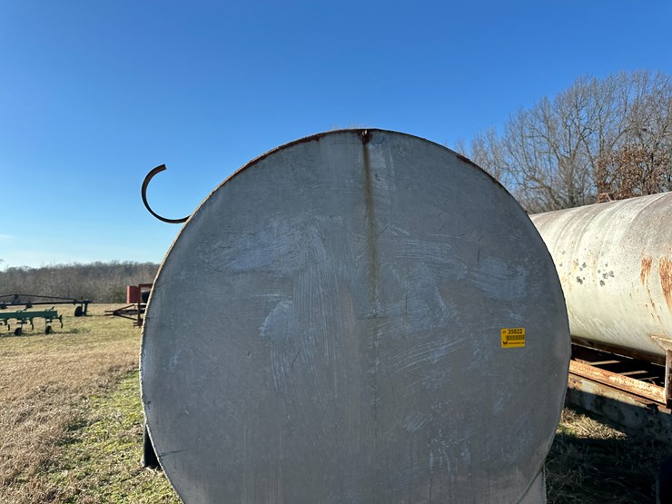 #35822-•-~1,000-gallon-fuel-wagon-image-25